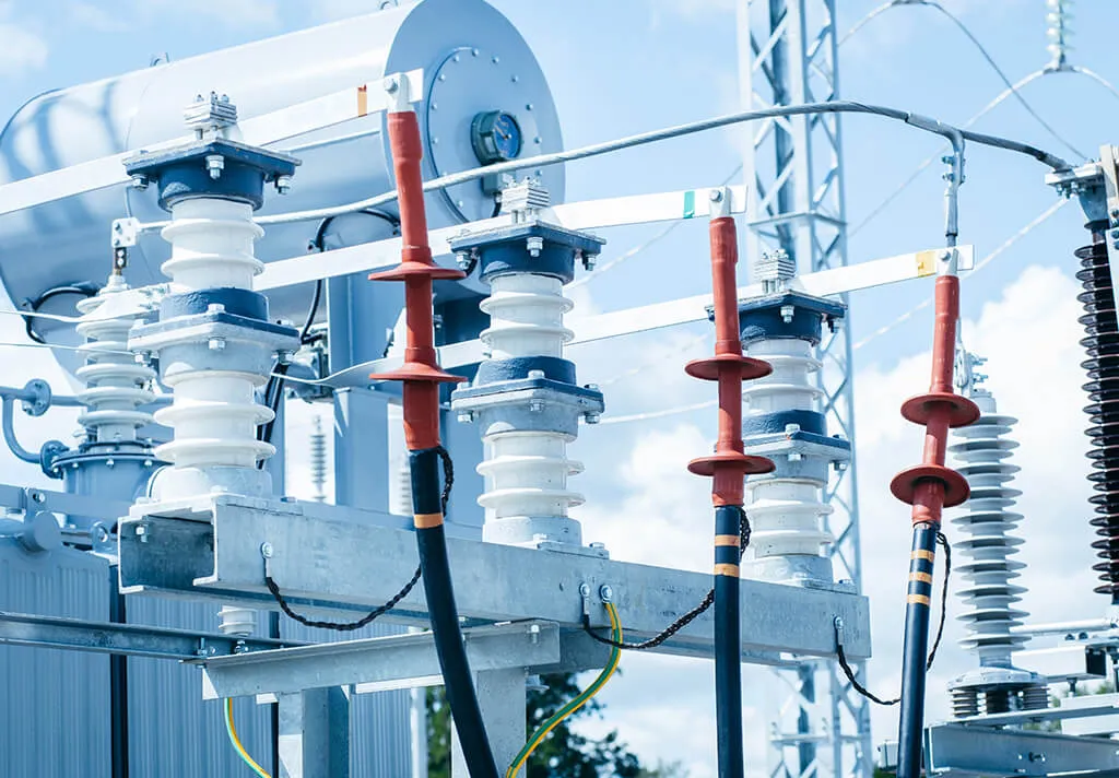 Keramische Tragkörper für sichere Trennung elektrischer Leitungen in großen Anlagen, Widerständen zur Regelung von Klimaanlagen und elektrischen Heizungen