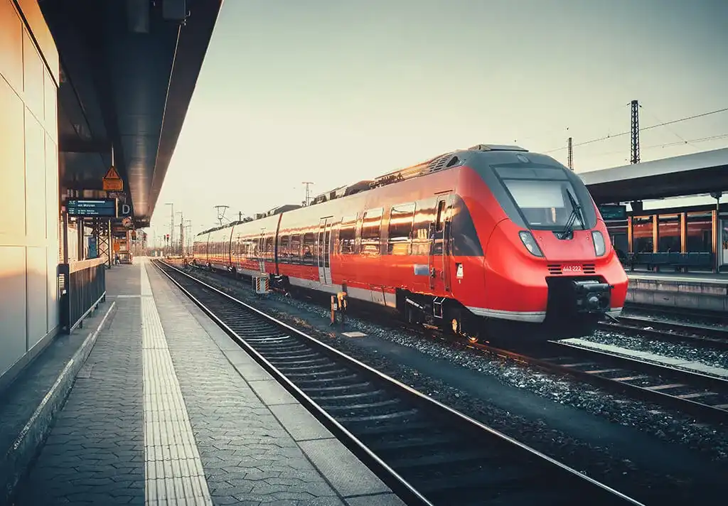 Innovative Zirkonsilikat-Isolationskeramik für Funkenkammern und Hochleistungsschalter – maßgeschneiderte Produkte für Stromverteilung und Eisenbahntechnik