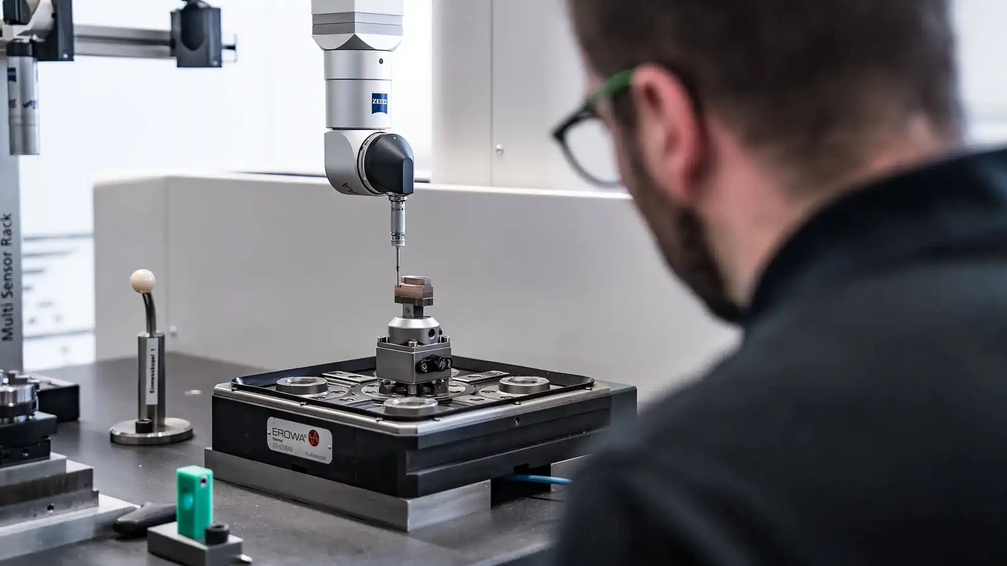 Techcenter, technical ceramics, engineering ceramics, high-performance ceramics, ceramic materials, industrial ceramics