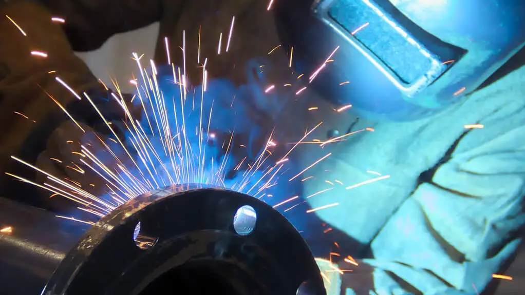 Ceramic solutions for the metalworking industry, including machine components for laser processing, wire manufacturing, and aluminum casting technology