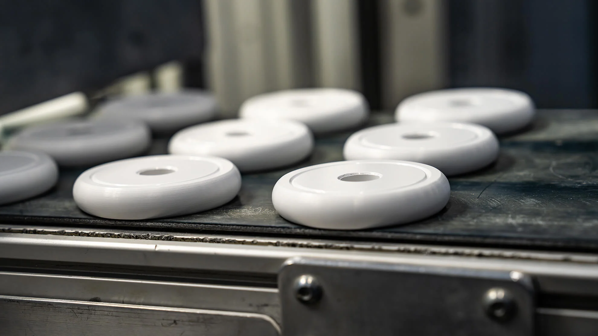 Our ceramic solutions for textile technology enhance the efficiency and quality of production processes and yarns