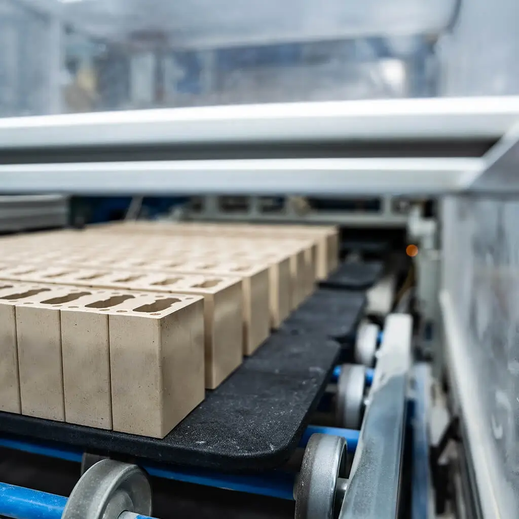 Elektrotechnik - Sicherungskörper und Isolationskomponenten für Haushalte, Industrieanlagen, Elektrizitätsnetz, (E-)Mobilität und erneuerbare Energie